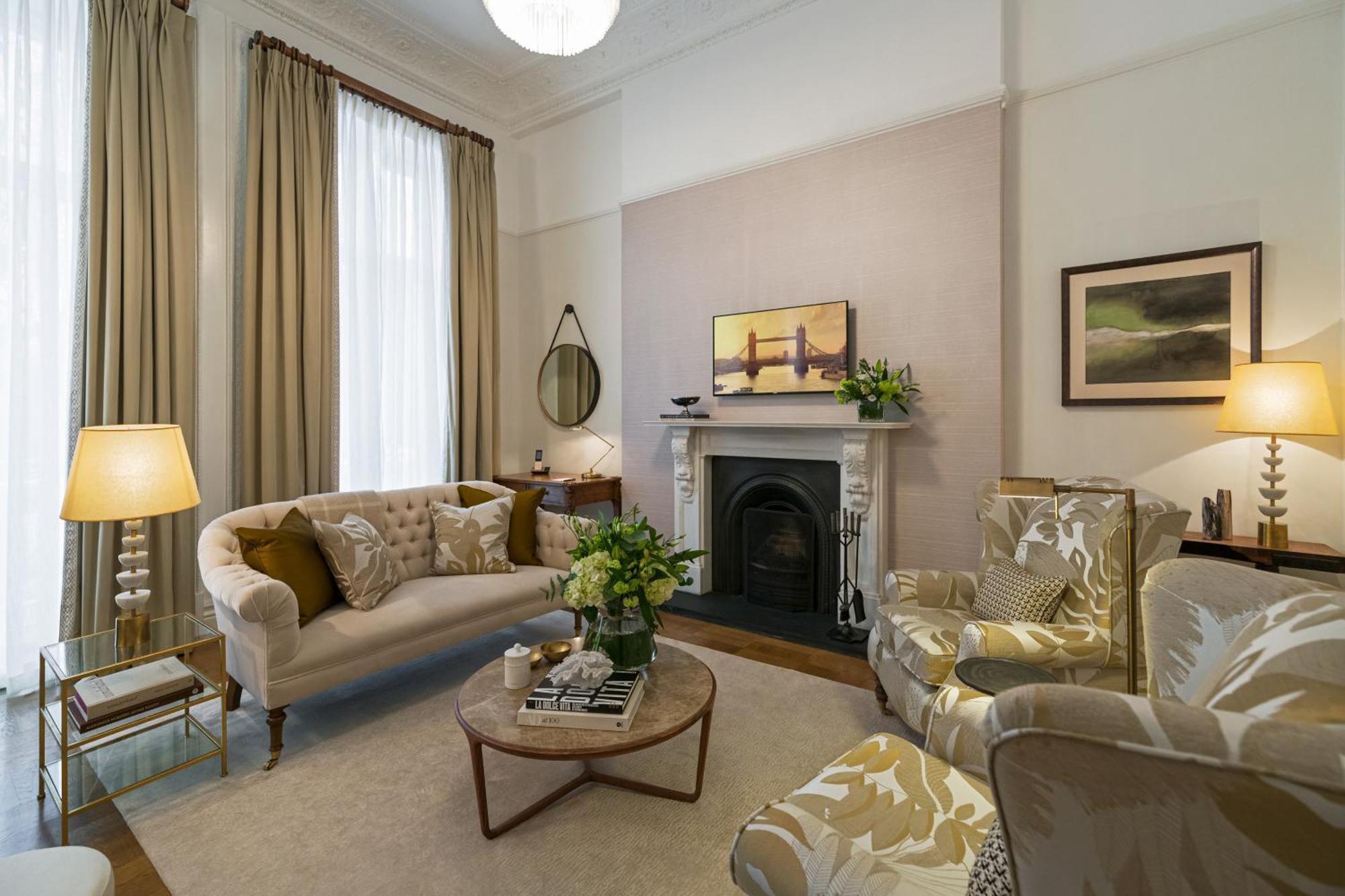 Signature Suite